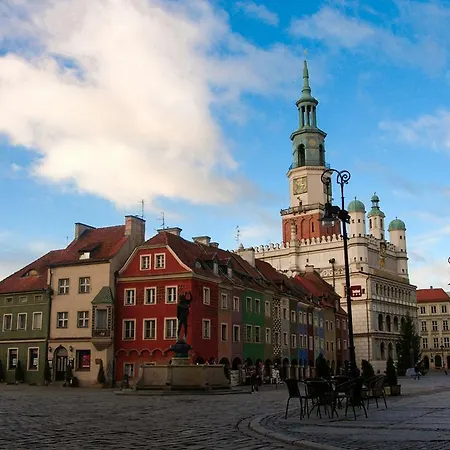 Apartament Stary Rynek Paderewskiego